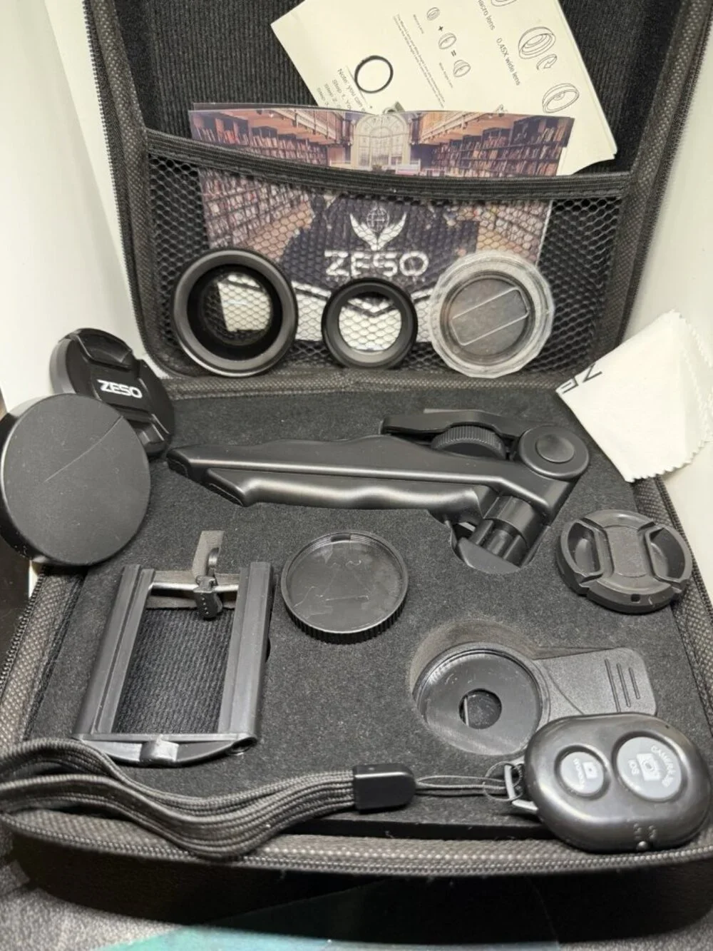 Zeso Smartphone Camera Lens Kit .45X Lens, 15X macro Lens, Tripod, Remote